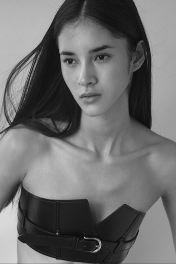 ANNA MURAKAMI