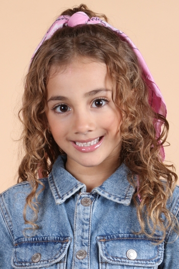 Ayla Vitória da Silva Sales