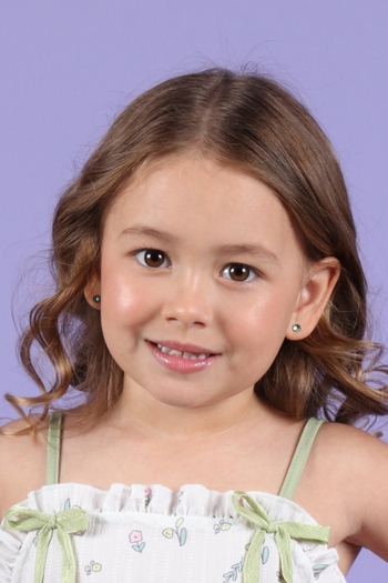 ANNA CLARA FIORAVANTE GODINHO