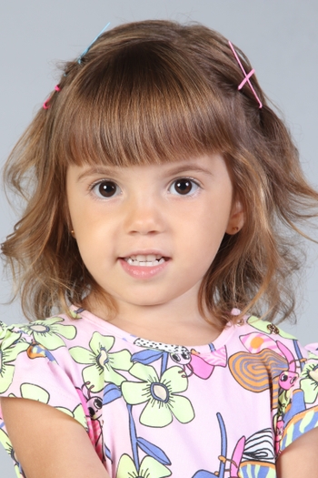 BRUNA FREITAS RIBEIRO