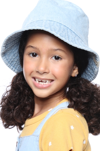 ISADORA ESTEVES VIEIRA