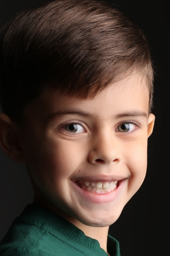 DOUGLAS AZEVEDO DE MAGALHAES JUNIOR