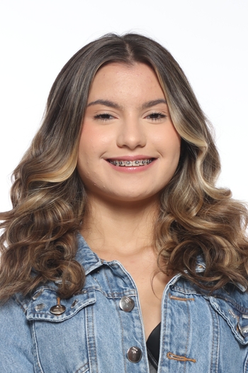 ANA JULIA REGO THÉ CARDOSO