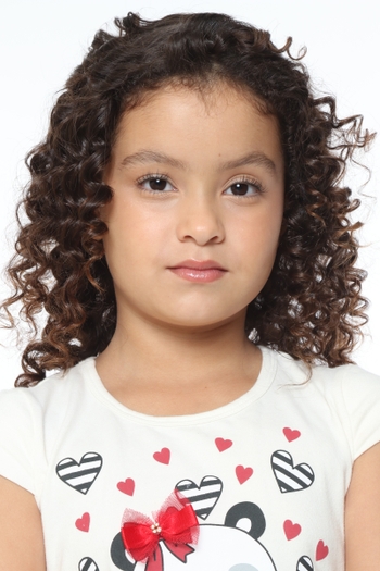 LARA BEATRIZ LISBOA DE CARVALHO