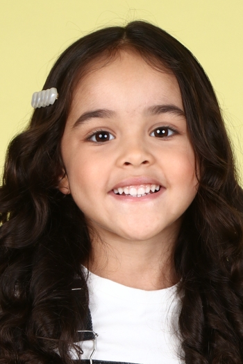 Aurora Lis Souza Santos