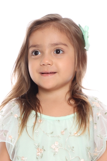 LAURA PARIZ MORAES GUIMARAES