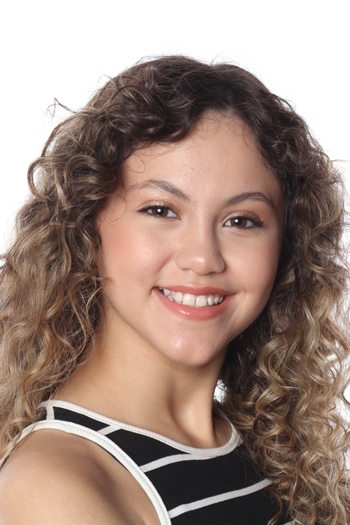 JÚLIA CARVALHO RESENDE