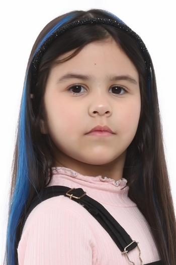 Mariah Campos Correa