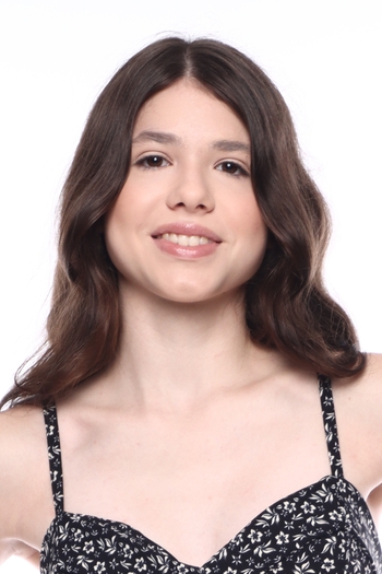 ÉVELYN MIKAELA PERSUHN