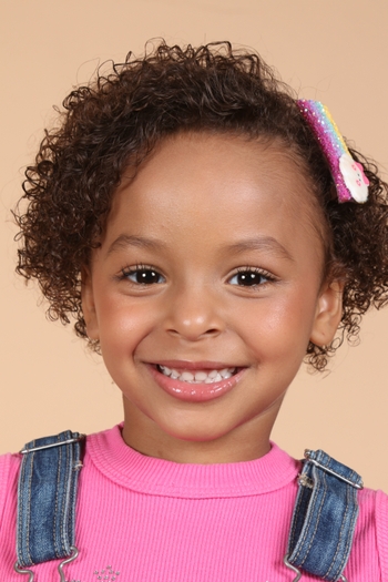 ANNA GABRIELLY OLIVEIRA SARAIVA