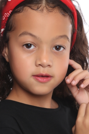 Clara Aquino de Nadai