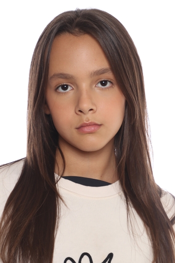 CLARA BASTOS GONÇALVES