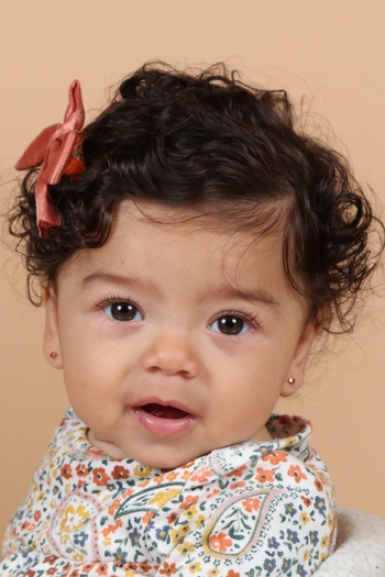 ISIS DUARTE LONGUICH DEBORTOLI