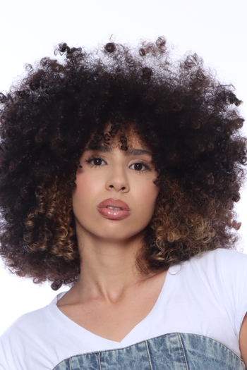 ALANNE CRESCENCIO SILVEIRA