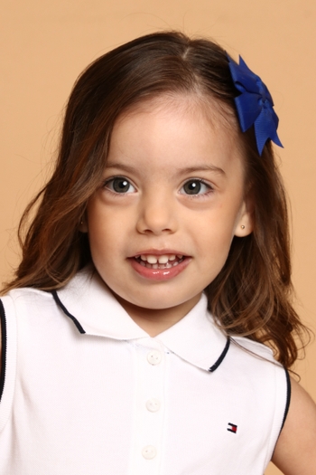MAYA DE MELO DÓREA
