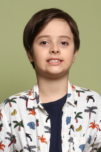 Max Vinícius Tonéo Angeiras