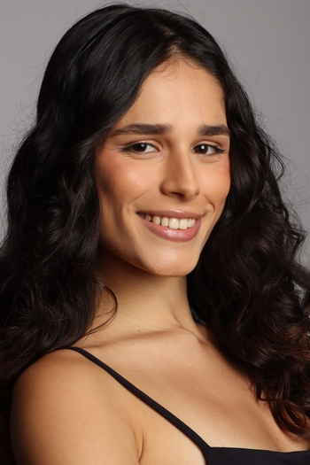 LARA REIS MACHADO