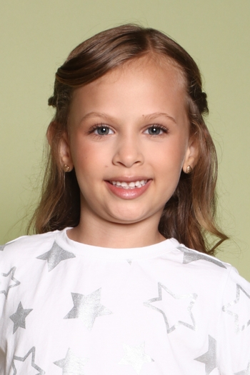 Anna Beatriz Costa Sales