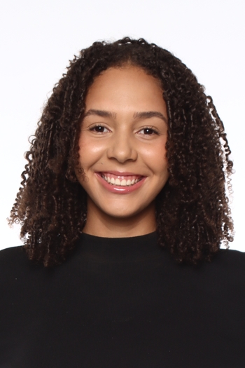 Caroline de Oliveira Martins Pinto