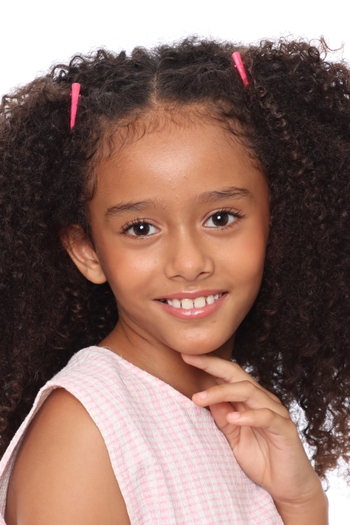 ANA JULIA DE SOUZA OLIVEIRA