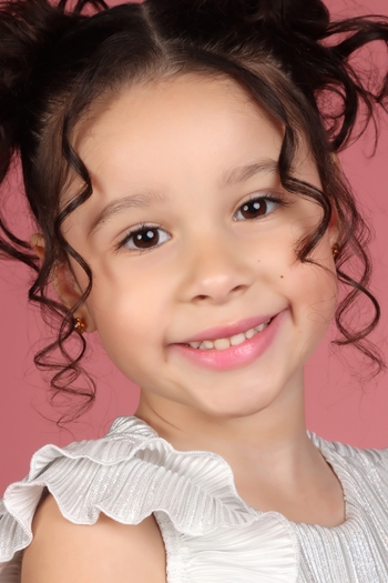 Rafaela Costa Lara