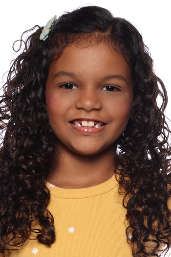 ESTHER HADASSAH LIMA VILANOVA