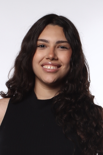 Júlia Hani Abrão Cezar