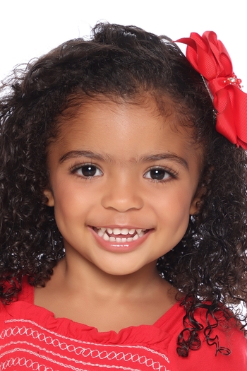 Ayla Valentina Brito Pontes