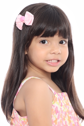 Eva SantaCruz Conceição Lima