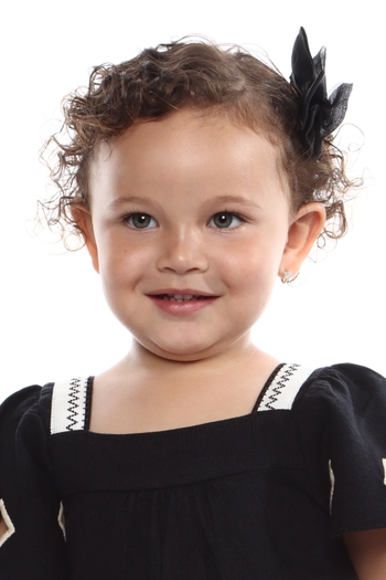 Mell Espeschit Moura Valadares