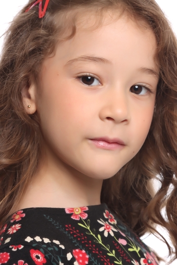 Antonella Duarte M. Zominham Gomes