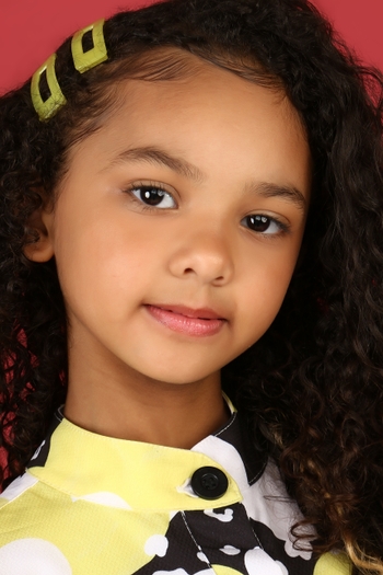 Eduarda Assumpcao Oliveira