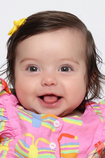 ELEANOR MACHADO BORGES