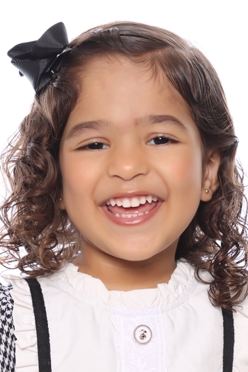 Isis dos Anjos Fernandes