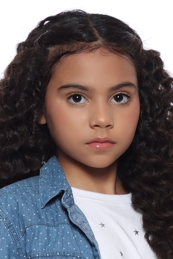 Maria Laura Baía Marçal