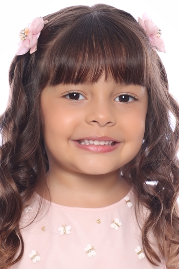 LAURA ABRANTES BERNARDES