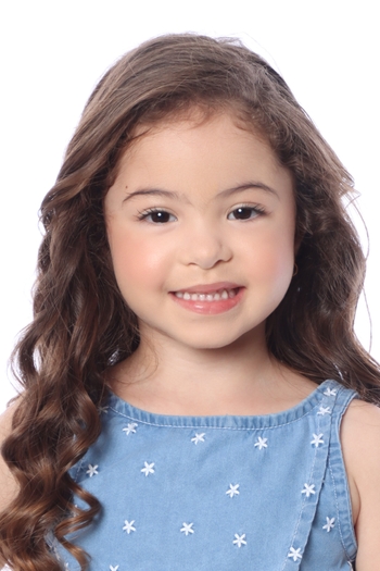 Samantha Caroline Silva da Veiga