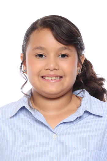 Aline Lins Mendonça