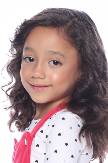 Aurora Freitas de Magalhães