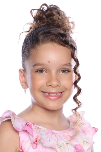 Annelise Valeriano Silva