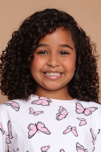 Esther Manoela Nascimento de Souza