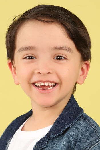 Felipe Breda Giuzio Yang