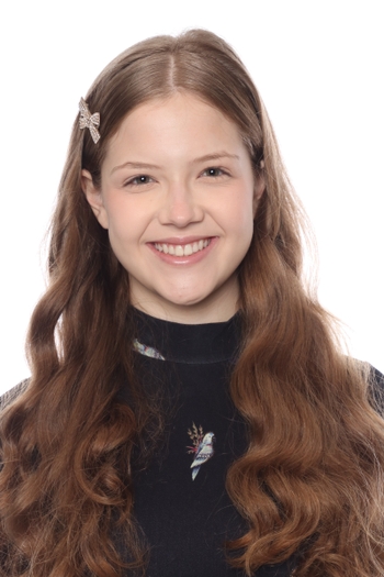 Lara Huguenin Machado