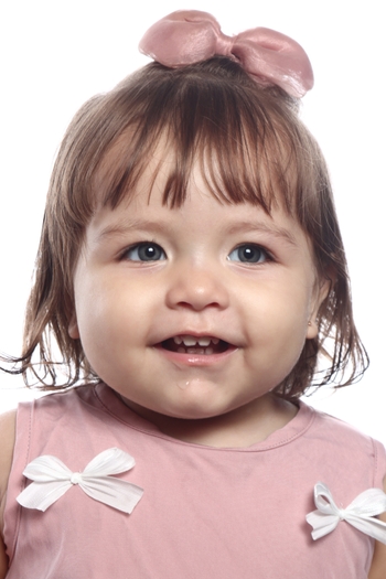 Bella Angel de Oliveira Pereira