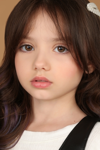 Helena Frugis Limberto