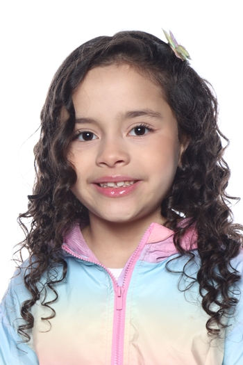 Dora Emanuelle da Silva Costa