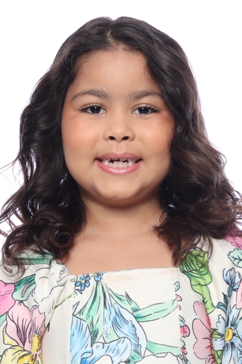 Emanuelly Santos Macario