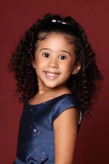 Bella Lima de Oliveira