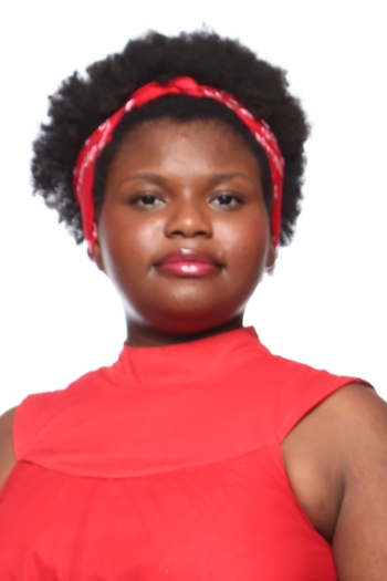 Esther Santos Barbosa