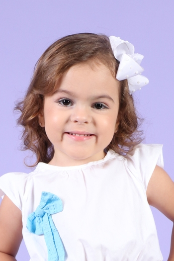 Cecília Barcelos Neves